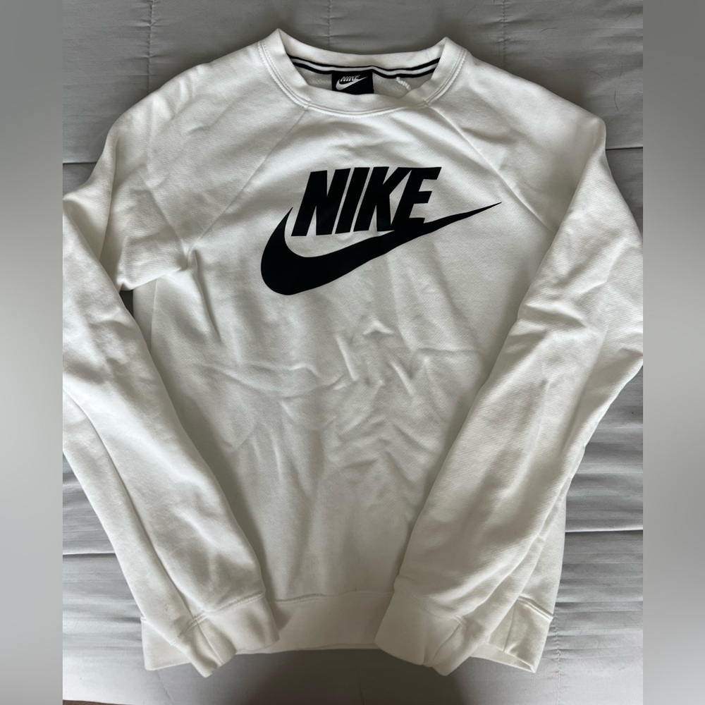 Nike Women’s White Crewneck Sweater
